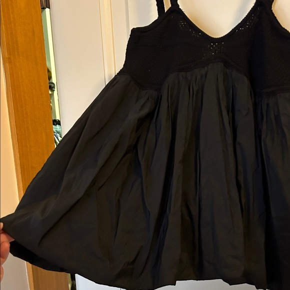 Anthropologie Black Sleeveless Top cute for Summer or beach. - Picture 4 of 9